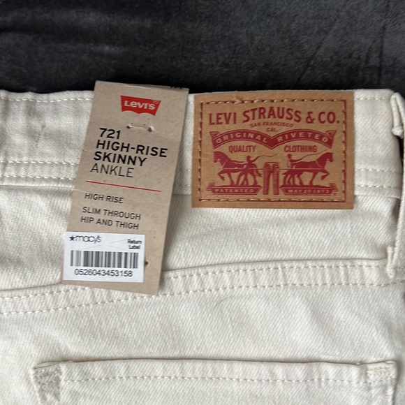 New - Picture 4 of 4